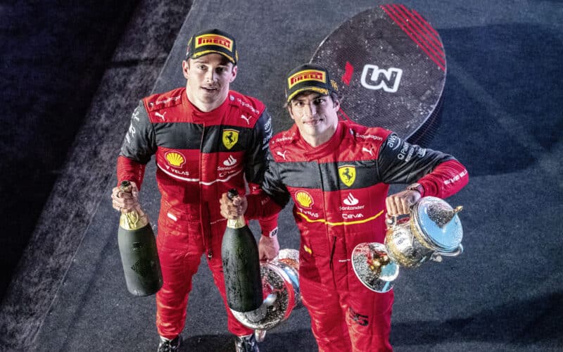 - Ferrari fazendo uma jogada para manter Charles Leclerc no vermelho?