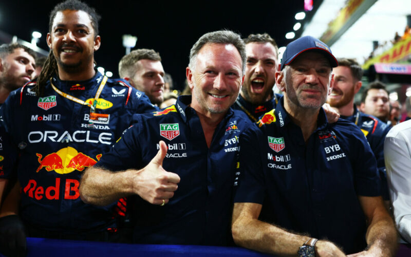 - Equipe Red Bull F1 fecha novo contrato com Newey